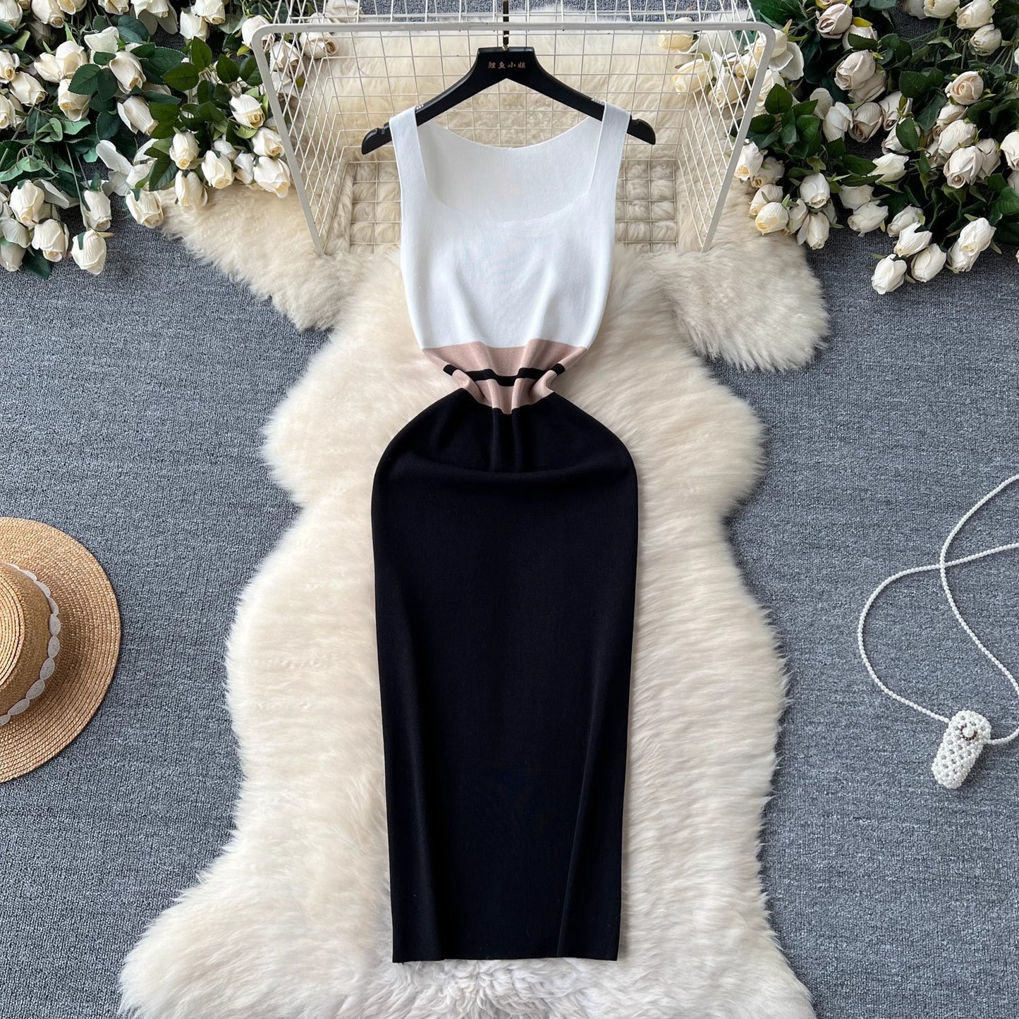 Sleeveless Knitted Vest Skirt